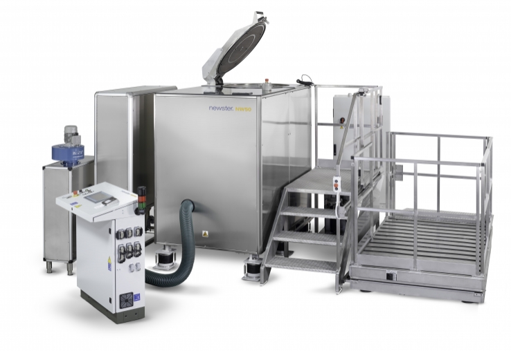 LEASE NOTE   *THE PLATFORM SHOWN IN THE PICTURE IS ONLY AN EXAMPLE AND SUPPLY MAY VARY 